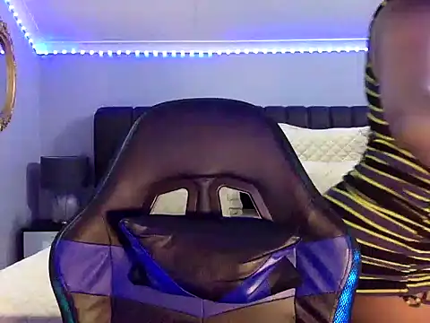 Snapshot of BOOTYBANGER24xx chatting on October 2025 03:03:02 AM BOOTYBANGER24xx online show from October 2025 03:03:02 AM