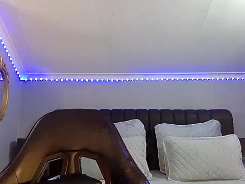 Snapshot of BOOTYBANGER24xx chatting on October 2025 02:47:02 AM BOOTYBANGER24xx online show from October 2025 02:47:02 AM