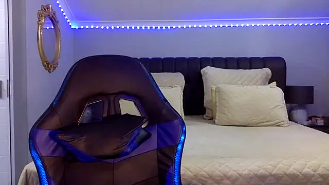 Snapshot of BOOTYBANGER24xx chatting on November 2025 02:55:01 AM BOOTYBANGER24xx online show from November 2025 02:55:01 AM