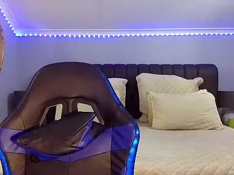 Snapshot of BOOTYBANGER24xx chatting on November 2025 03:29:02 AM BOOTYBANGER24xx online show from November 2025 03:29:02 AM