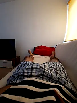 Snapshot of mogli444 chatting on January 2026 01:05:02 PM mogli444 online show from January 2026 01:05:02 PM