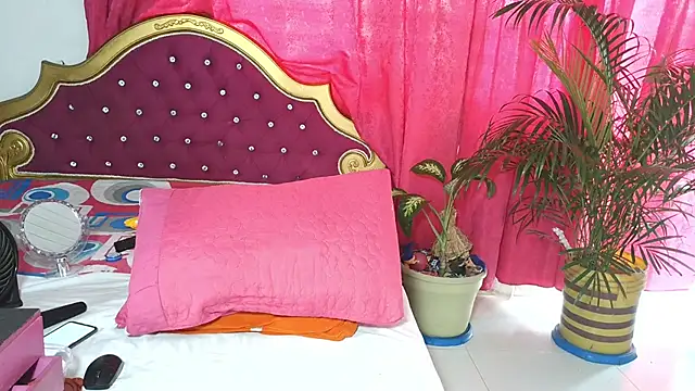 big boobsmature online show from November 2025 02:49:01 PM