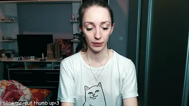 Natalimeowks online show from January 2025 12:33:01 PM