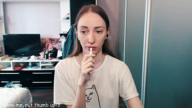 Natalimeowks online show from June 2026 09:33:02 AM