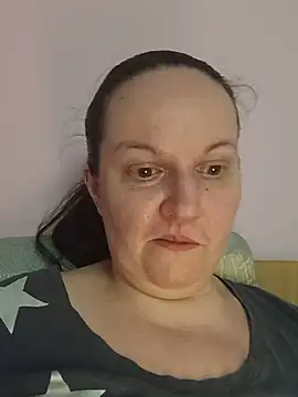 BustyLadyAlma online show from June 2026 06:38:02 AM