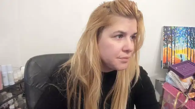 camgirlonline online show from December 2025 08:44:01 AM