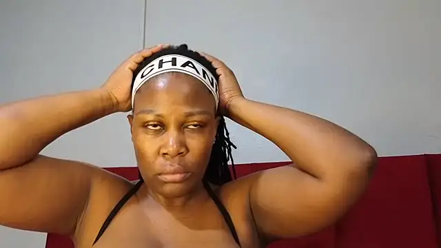 Snapshot of Sexycandyxxx chatting on March 2025 05:18:02 AM Sexycandyxxx online show from March 2025 05:18:02 AM