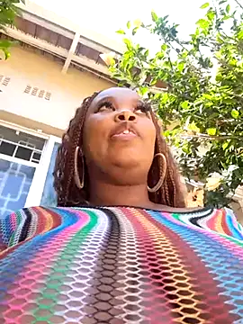 SWEETDOLLY29XX online show from February 2025 07:42:02 AM