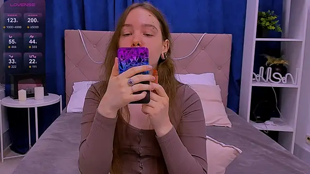 Snapshot of Janie_JJ_Curvie chatting on March 2026 01:21:01 AM Janie JJ Curvie online show from March 2026 01:21:01 AM