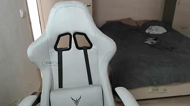 Sunny-Girl1 online show from February 2025 09:25:02 AM