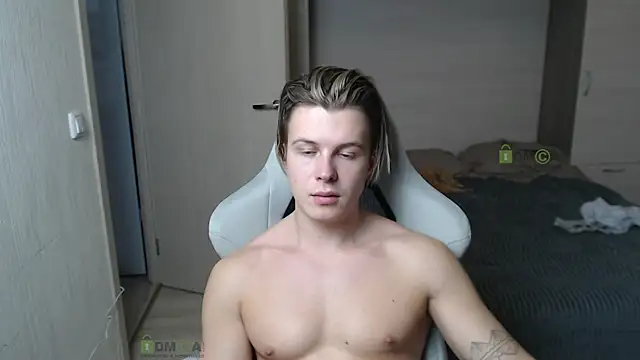 Sunny-Girl1 online show from February 2025 12:30:02 PM