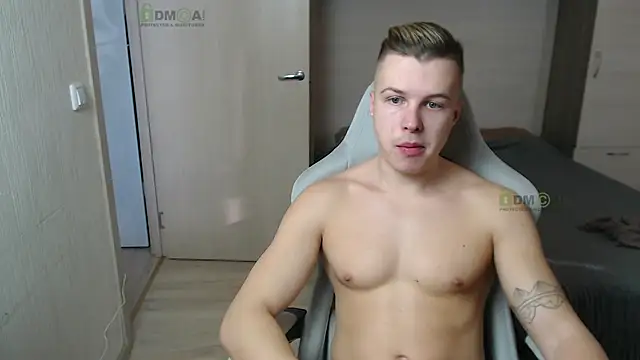 Sunny-Girl1 online show from March 2025 06:58:02 AM