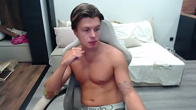 Sunny-Girl1 online show from October 2025 05:44:02 PM