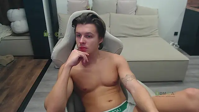 Sunny-Girl1 online show from November 2025 08:20:02 AM