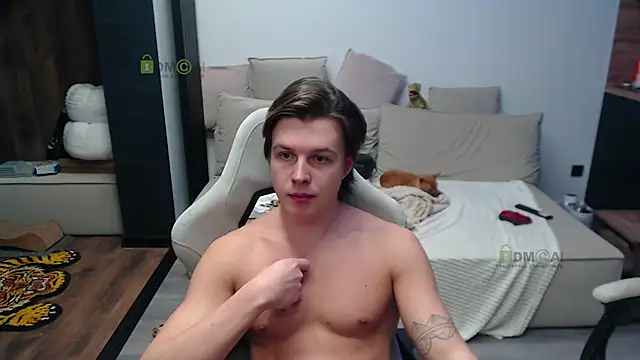 Sunny-Girl1 online show from January 2026 12:31:01 PM