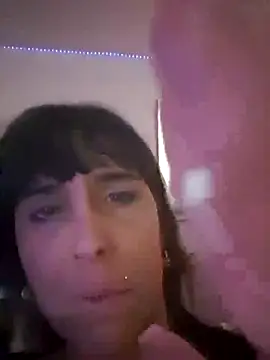 Snapshot of misscectito13 chatting on June 2026 01:33:01 PM misscectito13 online show from June 2026 01:33:01 PM