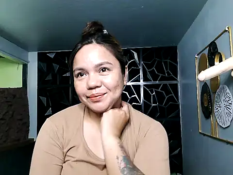 ambersmile online show from March 2025 07:19:01 AM