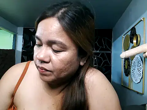 ambersmile online show from March 2025 09:13:01 AM