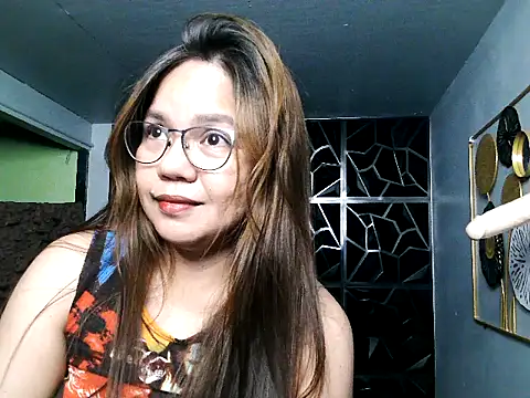 ambersmile online show from March 2025 06:31:01 PM