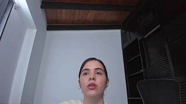 mia collins x online show from October 2025 07:32:01 PM