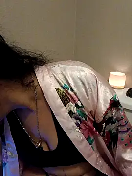 Snapshot of PichyPrettyPussy chatting on December 2024 09:37:02 AM PichyPrettyPussy online show from December 2024 09:37:02 AM