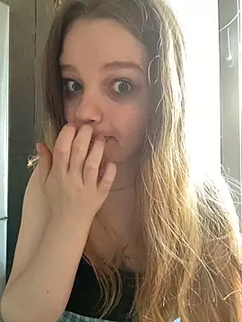 -MimmiLissa- online show from April 2026 02:33:01 PM