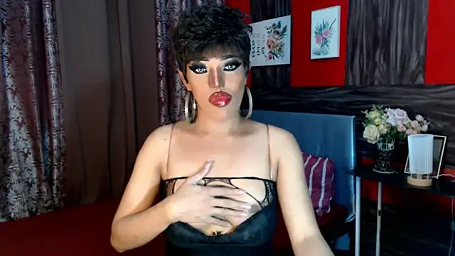 trixxielicious online show from January 2025 01:08:01 PM