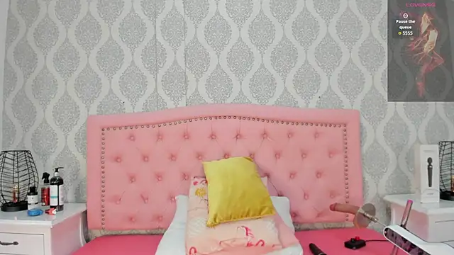 Princsgirl  online show from June 2026 07:05:02 PM
