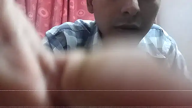 Snapshot of Sirius_5 chatting on October 2025 03:12:02 AM Sirius 5 online show from October 2025 03:12:02 AM