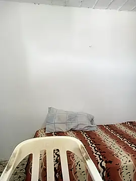 Snapshot of Sirius_5 chatting on November 2025 06:32:01 PM Sirius 5 online show from November 2025 06:32:01 PM