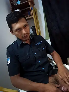 Snapshot of Sirius_5 chatting on November 2025 06:37:01 AM Sirius 5 online show from November 2025 06:37:01 AM