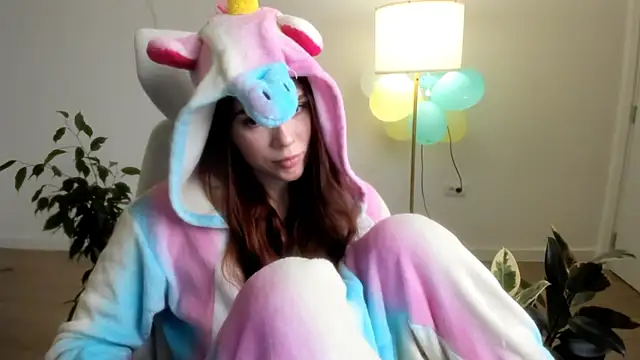 Snapshot of Pokemeboy chatting on December 2025 05:18:02 PM Pokemeboy online show from December 2025 05:18:02 PM