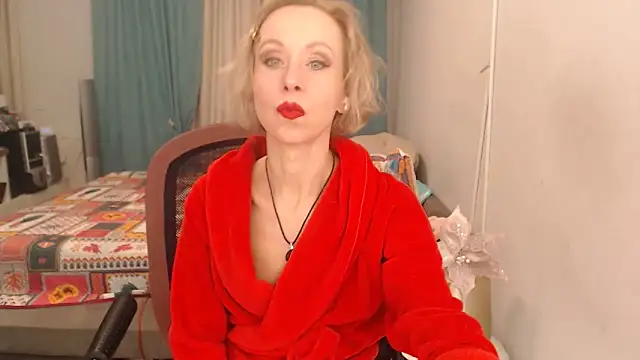 Snapshot of LuxuryNika chatting on March 2026 05:12:01 PM LuxuryNika online show from March 2026 05:12:01 PM