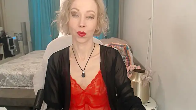 LuxuryNika online show from May 2026 12:34:02 PM