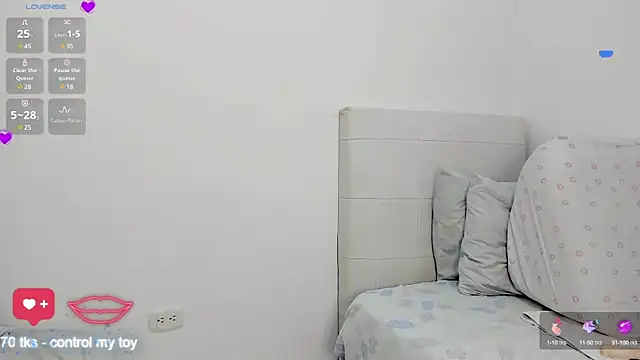 Snapshot of AlexxandraRivera chatting on February 2025 02:50:02 AM AlexxandraRivera online show from February 2025 02:50:02 AM