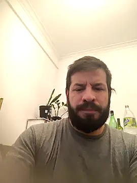 Snapshot of juanci_to chatting on October 2025 12:22:01 AM juanci to online show from October 2025 12:22:01 AM