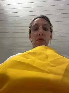 Gatitacarlita online show from May 2026 07:53:02 PM