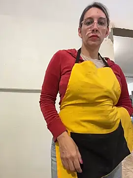 Gatitacarlita online show from May 2026 06:04:02 PM