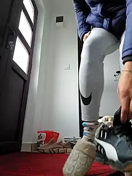 Snapshot of IsabelleCraft chatting on October 2025 09:51:01 AM IsabelleCraft online show from October 2025 09:51:01 AM