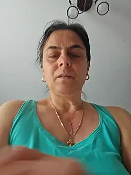 Snapshot of IsabelleCraft chatting on October 2025 09:57:02 AM IsabelleCraft online show from October 2025 09:57:02 AM