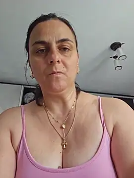 IsabelleCraft online show from June 2026 09:01:01 AM