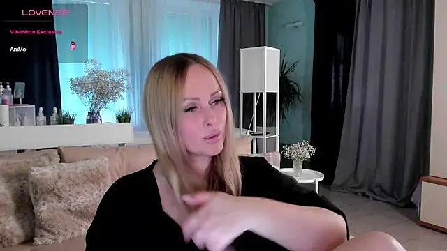 Libby Nora online show from January 2025 12:23:01 PM