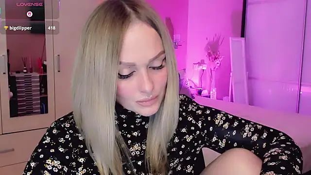 Libby Nora online show from April 2026 12:29:02 PM