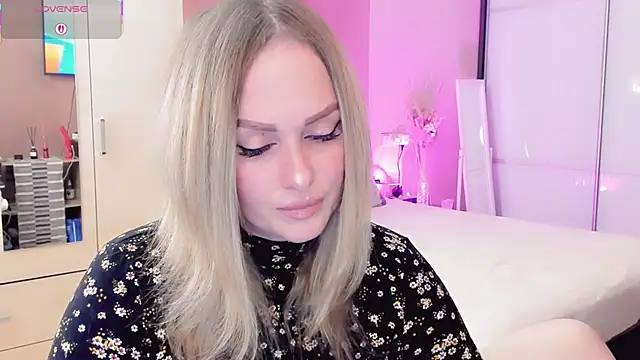 Libby Nora online show from April 2026 11:30:02 AM