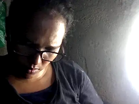 Snapshot of Damita999 chatting on January 2025 12:50:01 AM Damita999 online show from January 2025 12:50:01 AM