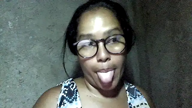 Snapshot of Damita999 chatting on September 2025 04:39:02 PM Damita999 online show from September 2025 04:39:02 PM