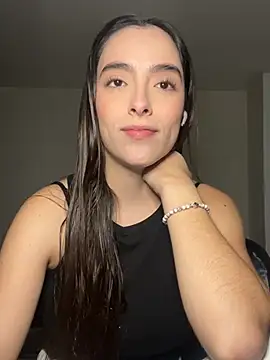 swrennn19 online show from January 2025 06:35:01 PM