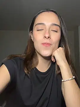 swrennn19 online show from March 2025 11:15:01 PM