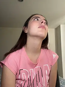 swrennn19 online show from March 2025 03:53:02 PM