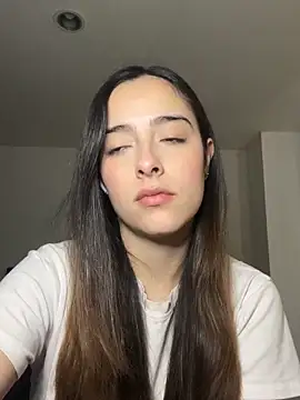 swrennn19 online show from October 2025 03:10:02 PM